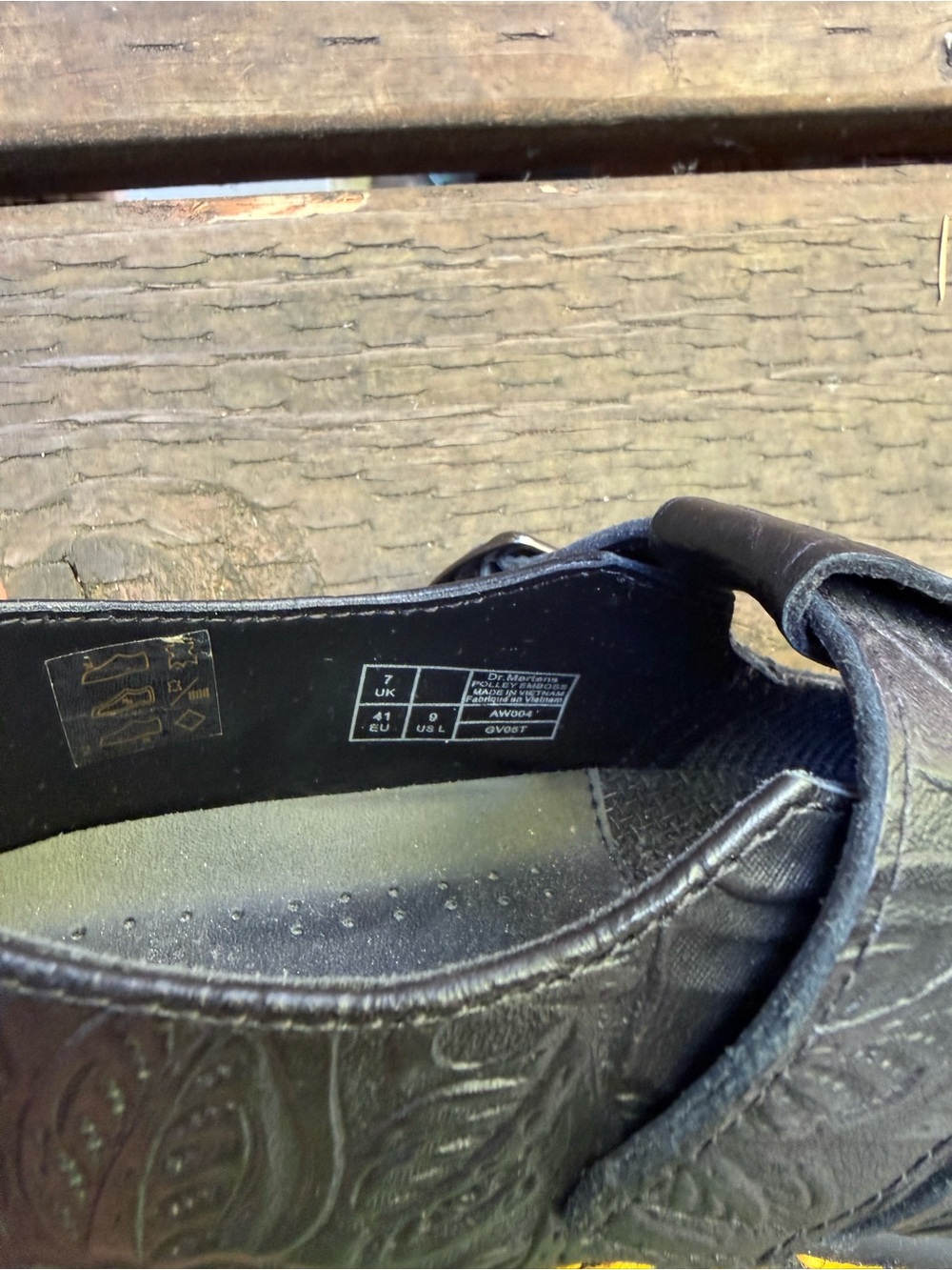 Dr. Martens Polley Floral Emboss T-strap Mary Jane UK7 US9 EUC discontinued - Picture 9 of 9